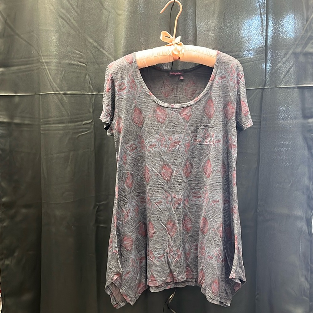 T-shirt in ethnic style. 100% cotton.